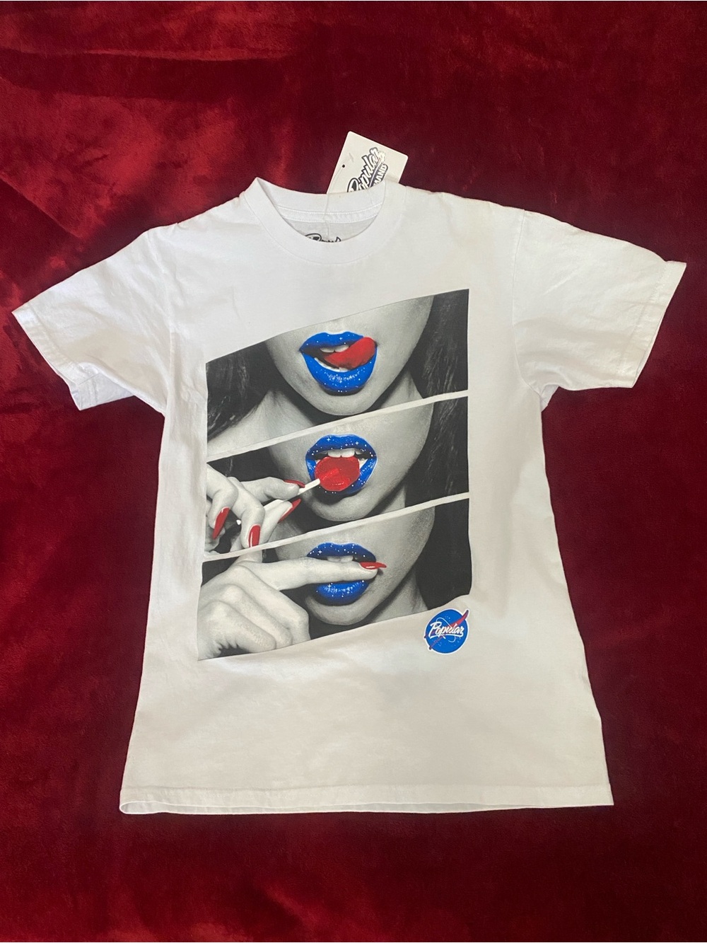 Popular Demand Unisex White Short Sleeve Graphic Tee with Blue & Red Lip Art